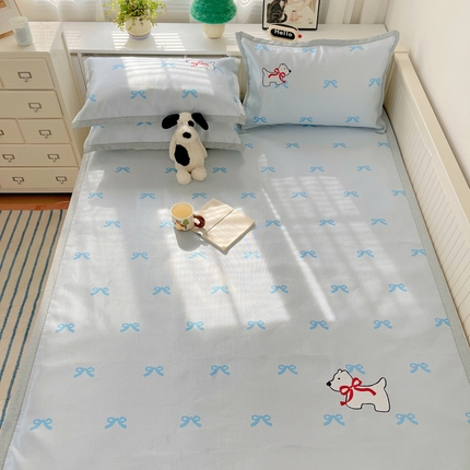 91家纺网 家纺一手货源 找家纺 （总）顾里家纺 2024新款Chic韩系数码印绣养生冰藤席凉席套件