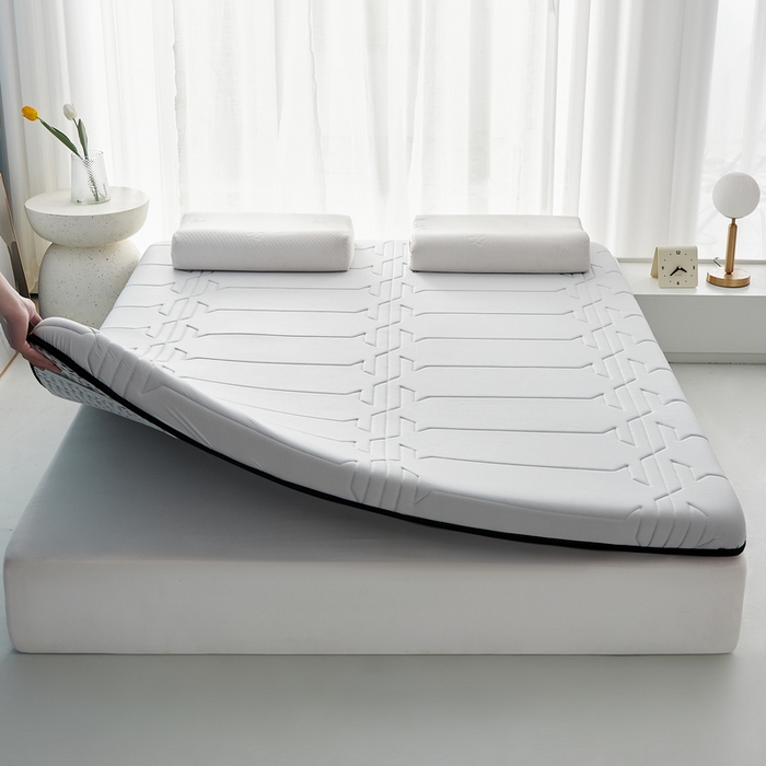 91家纺网 家纺一手货源 找家纺 祁恋婷家居 2024新款牛奶丝乳胶记忆棉床垫【床垫遮盖物】 梦幻灰