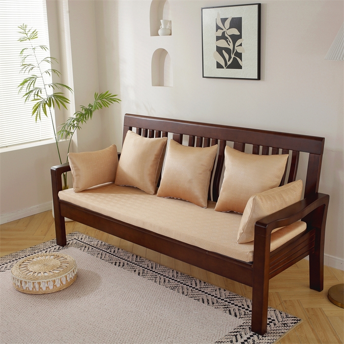 91家纺网 家纺一手货源 找家纺 共鸣沙发垫 2024新款50D高密度高回弹冰丝冰藤海绵沙发垫 冰丝金