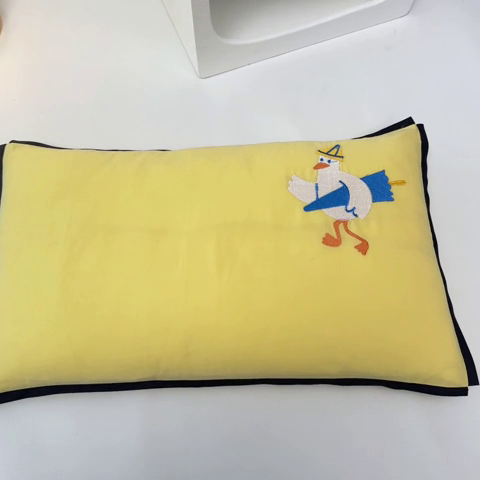 91家纺网 家纺一手货源 找家纺 喜多兔儿童家纺 2024新款高精密纯棉水洗棉枕套 黄色小鸭子