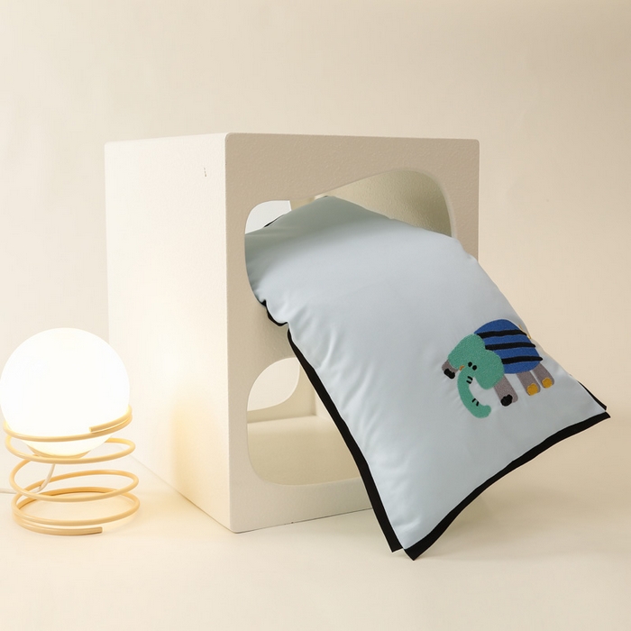 91家纺网 家纺一手货源 找家纺 喜多兔儿童家纺 2024新款高精密纯棉水洗棉枕套 蓝色小象崽