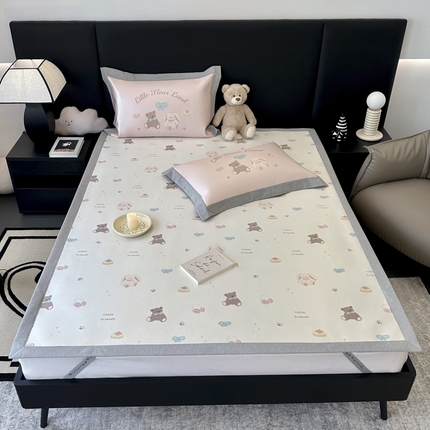 91家纺网 家纺一手货源 找家纺 JUICY 橘滋家纺 2024新款A类数码印花抑菌冰丝床席款床笠款软凉席套件 露丝（平席款）