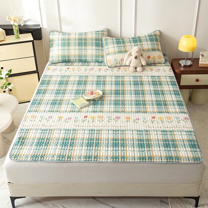 91家纺网 家纺一手货源 找家纺 佳梦达 新款0.4厚度纯色凉感丝乳胶凉席三件套（风格二） 一路生花