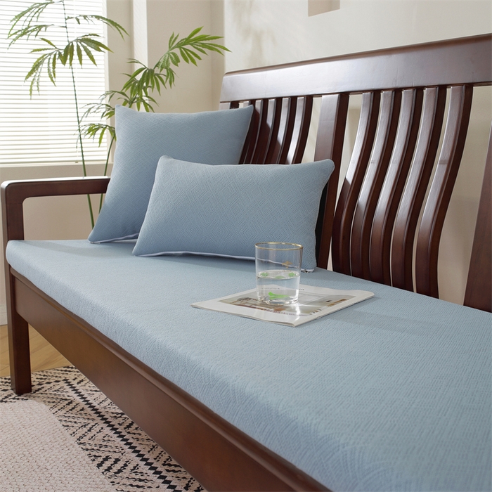 91家纺网 家纺一手货源 找家纺 共鸣沙发垫 2024新款50D高密度高回弹四季款海绵沙发垫 回形格蓝色