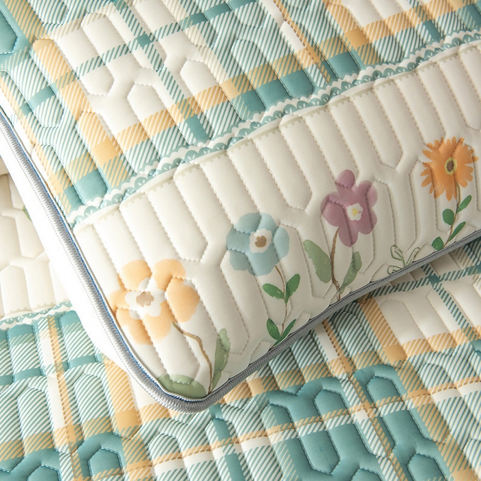 91家纺网 家纺一手货源 找家纺 佳梦达 新款0.4厚度纯色凉感丝乳胶凉席三件套（风格二） 一路生花