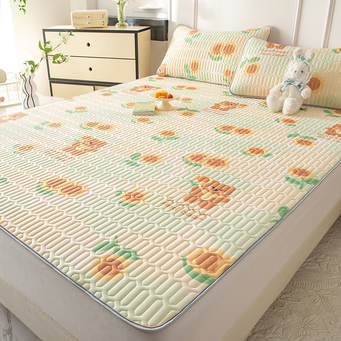 91家纺网 家纺一手货源 找家纺 佳梦达 新款0.4厚度纯色凉感丝乳胶凉席三件套（风格二） 向阳熊熊