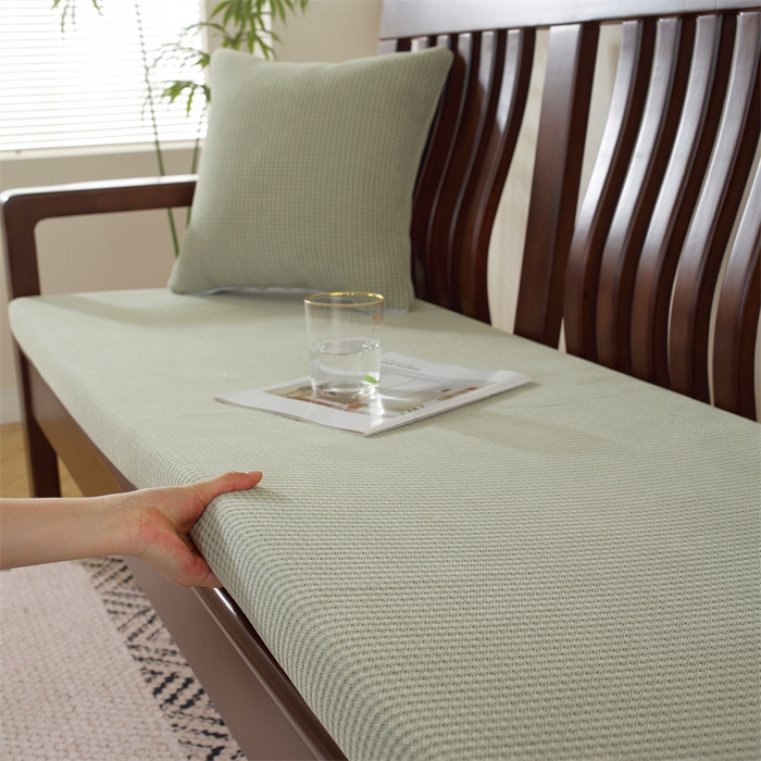 91家纺网 家纺一手货源 找家纺 共鸣沙发垫 2024新款50D高密度高回弹四季款海绵沙发垫 棉朵绒绿色