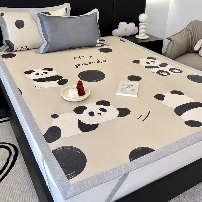 91家纺网 家纺一手货源 找家纺 JUICY 橘滋家纺 2024新款A类数码印花抑菌冰丝床席款床笠款软凉席套件 圈圈熊猫（平席款）