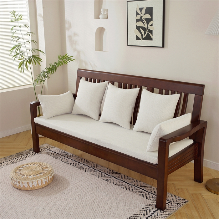 91家纺网 家纺一手货源 找家纺 共鸣沙发垫 2024新款50D高密度高回弹四季款海绵沙发垫 回形格米色