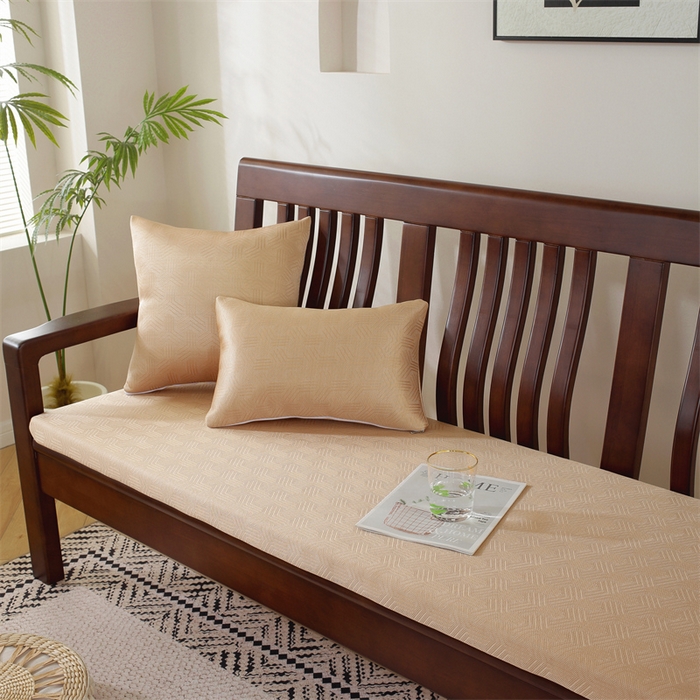 91家纺网 家纺一手货源 找家纺 共鸣沙发垫 2024新款50D高密度高回弹冰丝冰藤海绵沙发垫 冰丝金