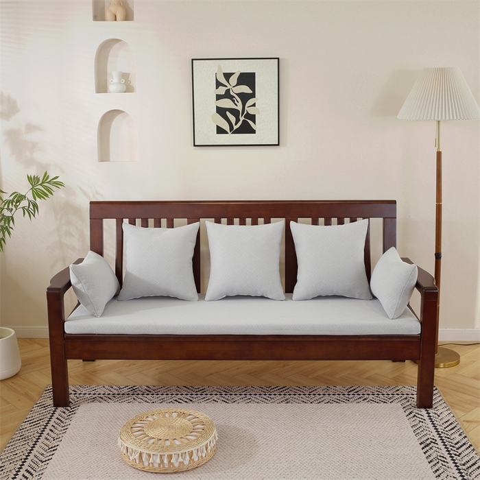 91家纺网 家纺一手货源 找家纺 共鸣沙发垫 2024新款50D高密度高回弹四季款海绵沙发垫 回形格灰色