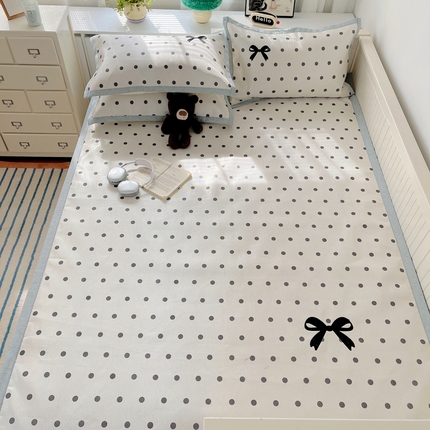 91家纺网 家纺一手货源 找家纺 （总）顾里家纺 2024新款Chic韩系数码印绣养生冰藤席凉席套件