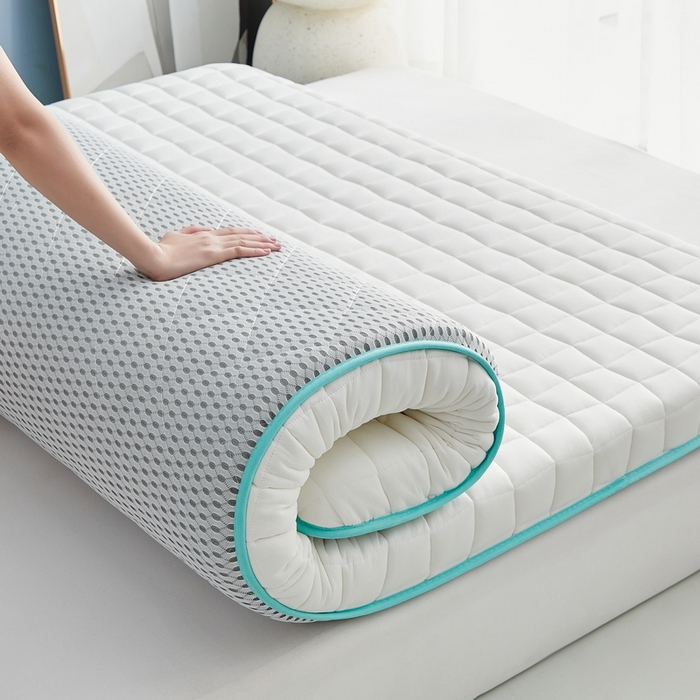 91家纺网 家纺一手货源 找家纺 祁恋婷家居 2024新款牛奶丝乳胶记忆棉床垫【床垫遮盖物】 格子白