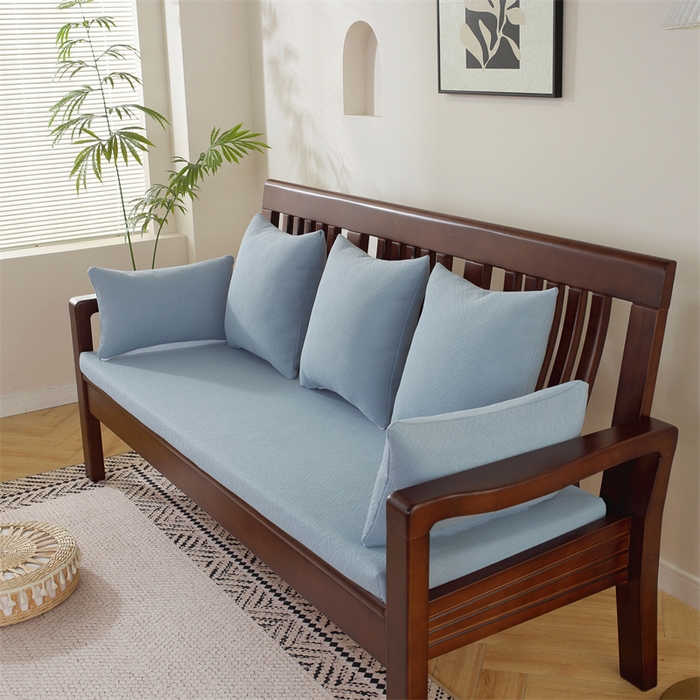 91家纺网 家纺一手货源 找家纺 共鸣沙发垫 2024新款50D高密度高回弹四季款海绵沙发垫 回形格蓝色