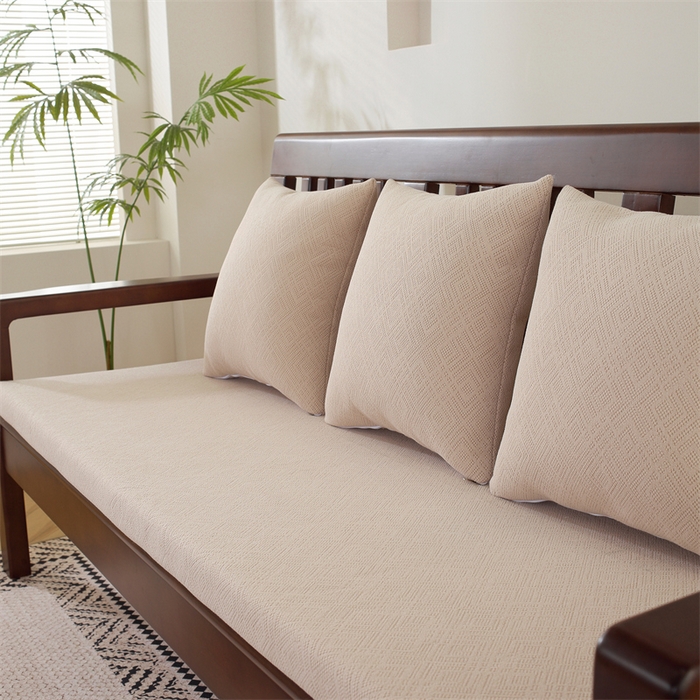 91家纺网 家纺一手货源 找家纺 共鸣沙发垫 2024新款50D高密度高回弹四季款海绵沙发垫 回形格浅咖