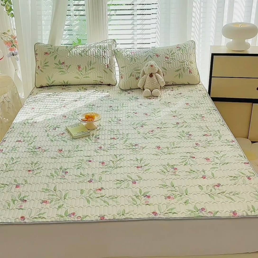 91家纺网 家纺一手货源 找家纺 佳梦达 新款0.4厚度纯色凉感丝乳胶凉席三件套（风格二） 一枝江南