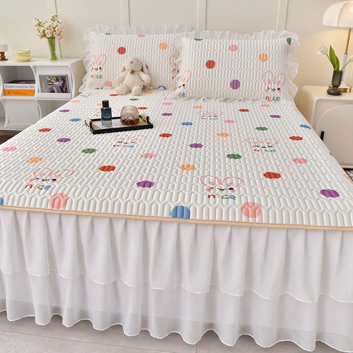 91家纺网 家纺一手货源 找家纺 民新 2024直播爆款韩版花边纯色小清新乳胶凉席床裙三件套 萌萌兔