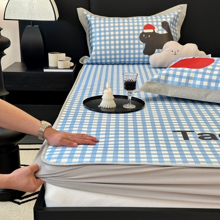 91家纺网 家纺一手货源 找家纺 （总）JUICY 橘滋家纺 2024新款A类数码印花抑菌冰丝床席款床笠款软凉席套件