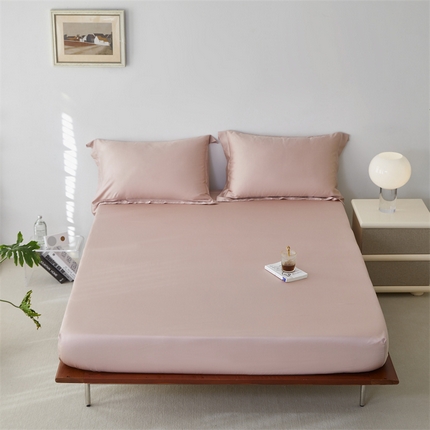 91家纺网 家纺一手货源 找家纺 ROZ home 蕊姿家居 2024新款亲肤舒适60支兰精天丝单床笠 烟灰粉