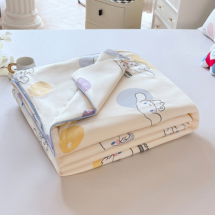 91家纺网 家纺一手货源 找家纺 天瑜家纺 2024新款三丽鸥针织夏被 波点玉桂狗