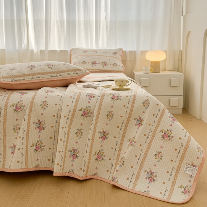 91家纺网 家纺一手货源 找家纺 （总）金丝鸟家纺 2024新款双面全棉夹棉床盖