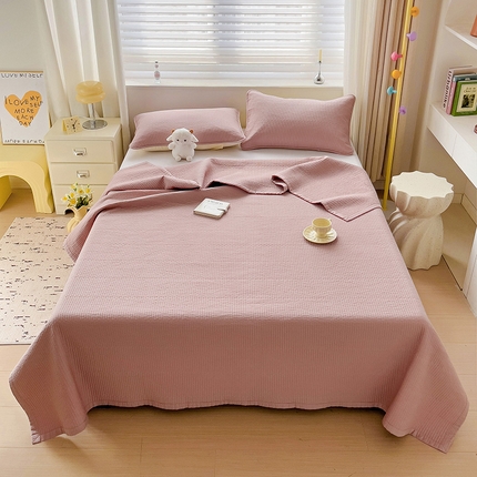 91家纺网 家纺一手货源 找家纺 羽爱家纺 2024新款双面纯色全棉水洗床盖 豆沙