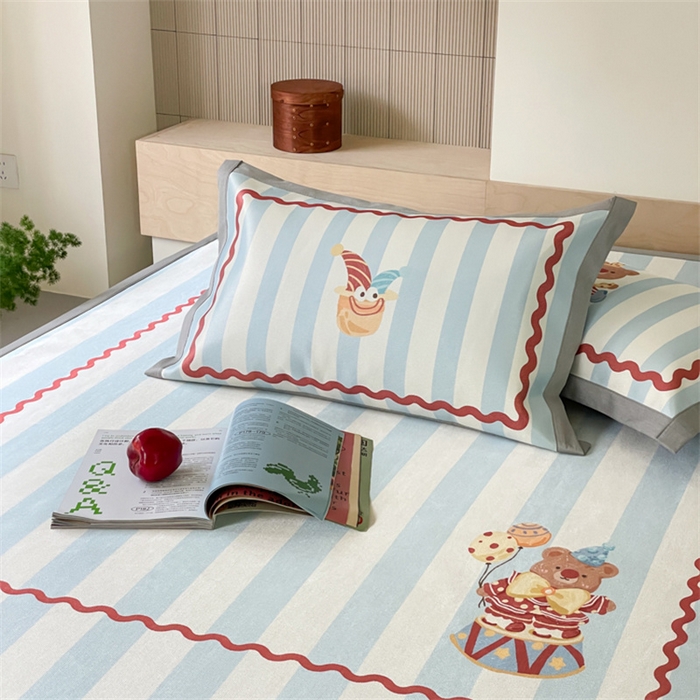 91家纺网 家纺一手货源 找家纺 圆岛家纺 2024新款900D卡通冰丝养生席 马戏小熊