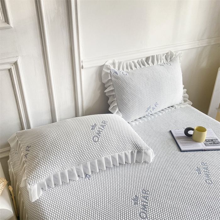 91家纺网 家纺一手货源 找家纺 叠派家纺 2024新款抗菌冰豆豆床裙款凉席-皇冠系 冰豆豆皇冠系列-床裙款 淡雅灰