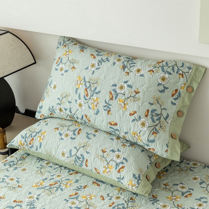 91家纺网 家纺一手货源 找家纺 优乐家纺 2025新款纯棉印花夹棉枕套系列-纽扣款 朵唯