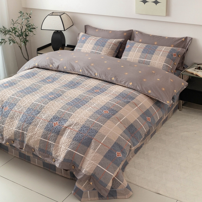 91家纺网 家纺一手货源 找家纺 优乐家纺 2025新款纯棉印花夹棉系列四件套-纽扣款 博尔-咖