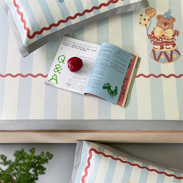 91家纺网 家纺一手货源 找家纺 圆岛家纺 2024新款900D卡通冰丝养生席 马戏小熊