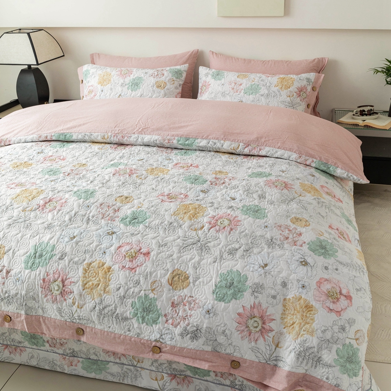 91家纺网 家纺一手货源 找家纺 （总）优乐家纺 2025新款纯棉印花夹棉系列四件套-纽扣款