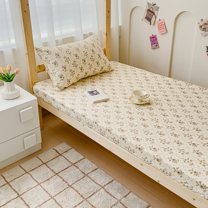 91家纺网 家纺一手货源 找家纺 金丝鸟家纺 2024新款学生款A类老粗布床笠 蔷薇