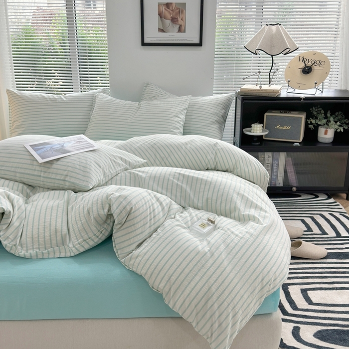 91家纺网 家纺一手货源 找家纺 价格下调三沁直播爆AAB版款纯棉全棉色织水洗棉简约格子式四件套（床单直角）湖蓝条