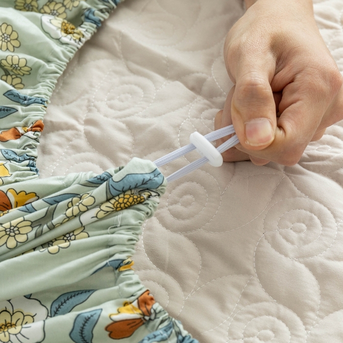 91家纺网 家纺一手货源 找家纺 优乐家纺 2025新款纯棉印花夹棉床笠三件套系列-纽扣款 朵唯