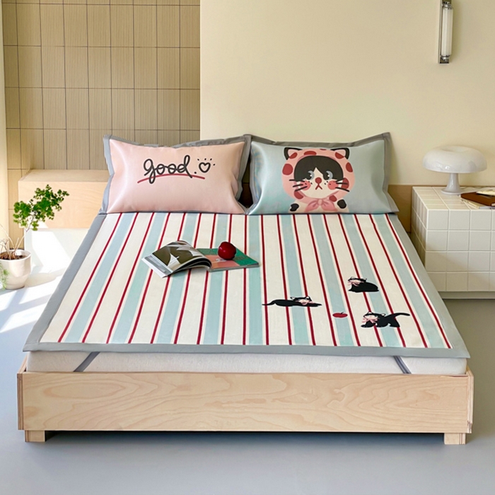 91家纺网 家纺一手货源 找家纺 圆岛家纺 2024新款900D卡通冰丝养生席 小奶猫