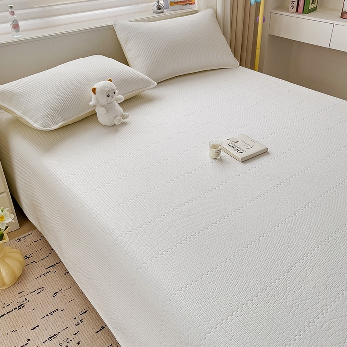 91家纺网 家纺一手货源 找家纺 羽爱家纺 2024新款双面纯色全棉水洗床盖 奶白