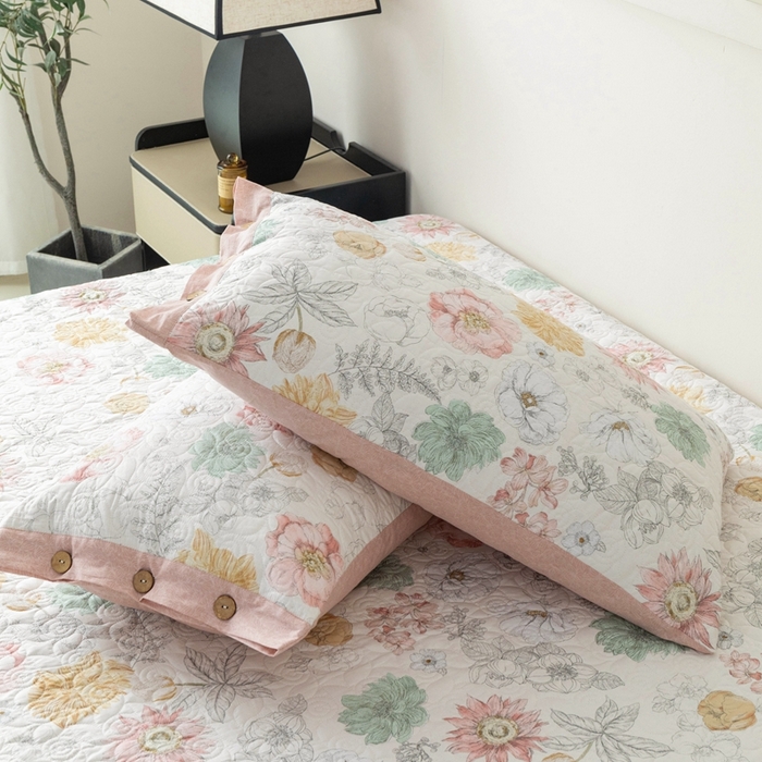 91家纺网 家纺一手货源 找家纺 优乐家纺 2025新款纯棉印花夹棉枕套系列-纽扣款 安琪-黄