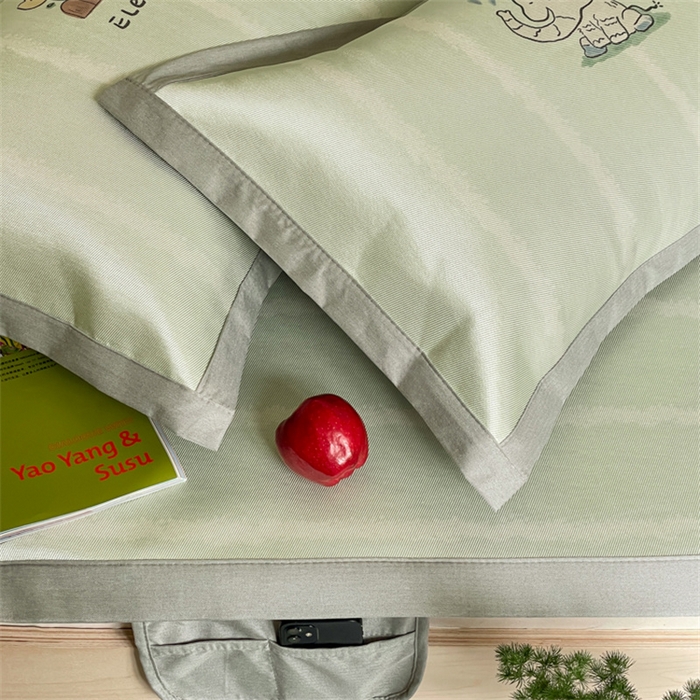 91家纺网 家纺一手货源 找家纺 圆岛家纺 2024新款900D卡通冰丝养生席 假日小象