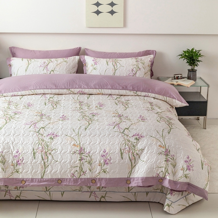 91家纺网 家纺一手货源 找家纺 优乐家纺 2025新款纯棉印花夹棉系列四件套-纽扣款 迷雾