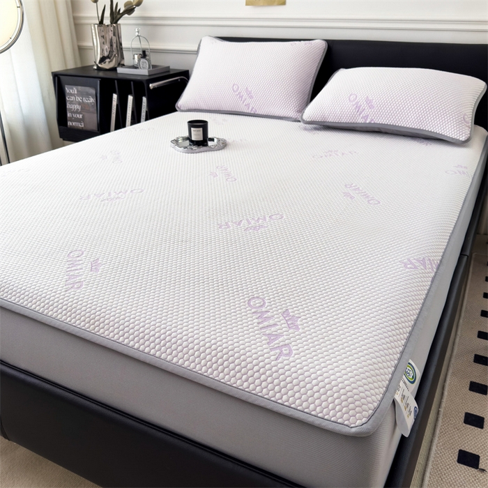 91家纺网 家纺一手货源 找家纺 叠派家纺 2024新款抗菌冰豆豆床笠款凉席-皇冠 皇冠-冰藤紫