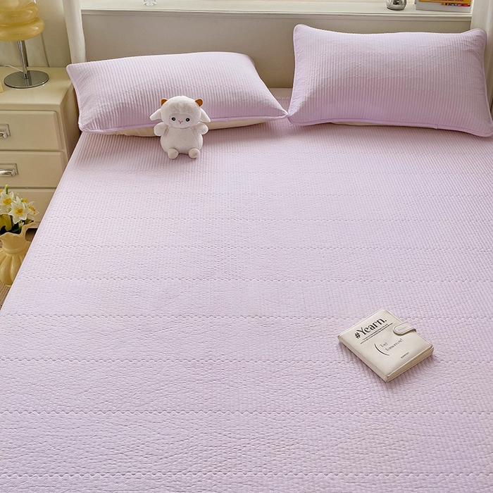 91家纺网 家纺一手货源 找家纺 羽爱家纺 2024新款双面纯色全棉水洗床盖 浅紫