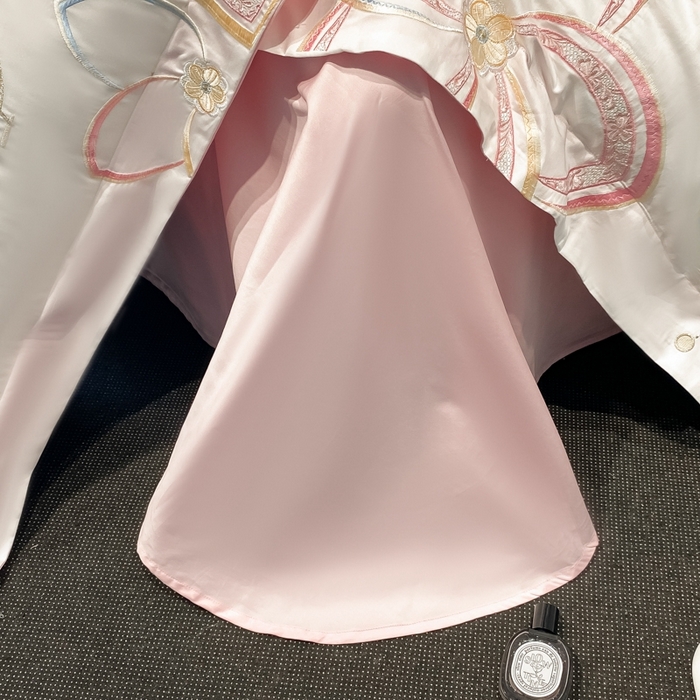 91家纺网 家纺一手货源 找家纺 星蕴家纺 2024新款喷气全工艺纯棉四件套-莉兰 莉兰白拼粉