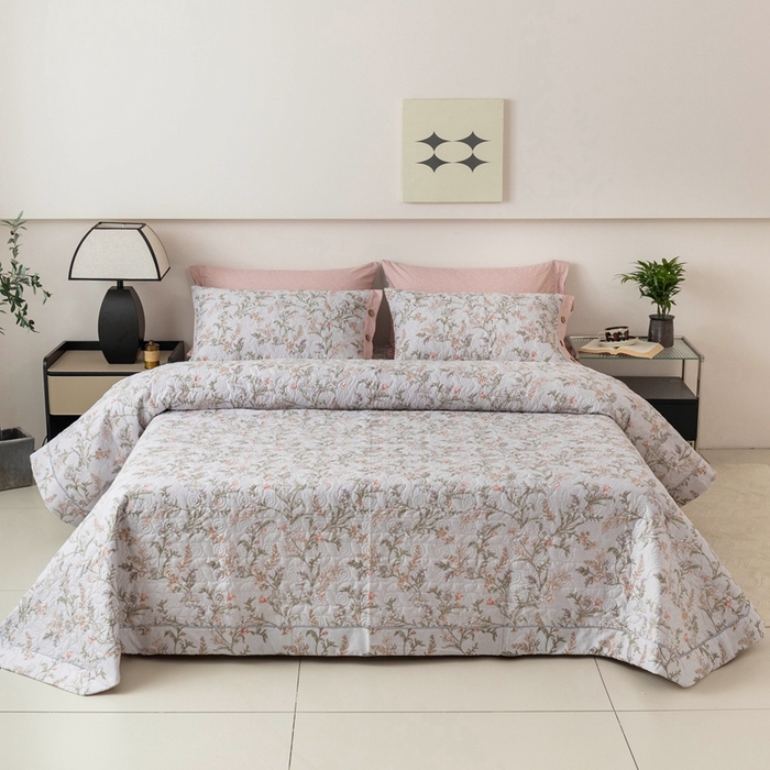 91家纺网 家纺一手货源 找家纺 优乐家纺 2025新款纯棉印花夹棉系列床盖三件套-纽扣款 清婉