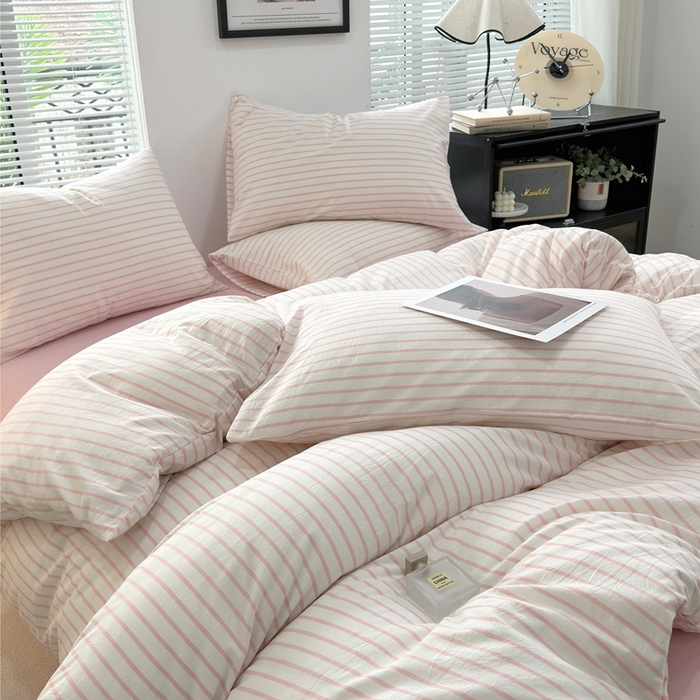 91家纺网 家纺一手货源 找家纺 价格下调三沁直播爆AAB版款纯棉全棉色织水洗棉简约格子式四件套（床单直角）果粉条