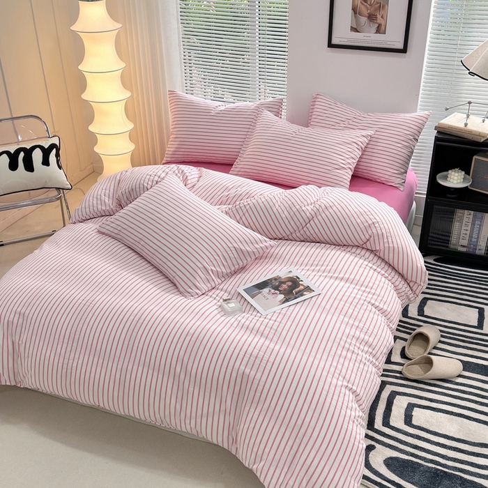 91家纺网 家纺一手货源 找家纺 价格下调三沁直播爆AAB版款纯棉全棉色织水洗棉简约格子式四件套（床单直角）玫粉条