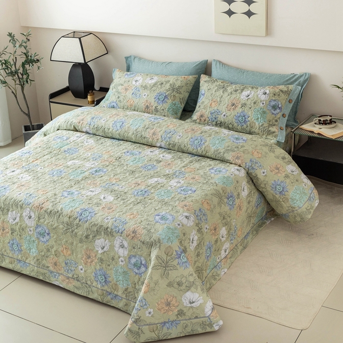 91家纺网 家纺一手货源 找家纺 优乐家纺 2025新款纯棉印花夹棉系列床盖三件套-纽扣款 安琪-绿