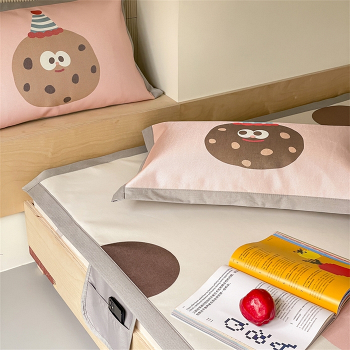 91家纺网 家纺一手货源 找家纺 圆岛家纺 2024新款900D卡通冰丝养生席 曲奇饼干