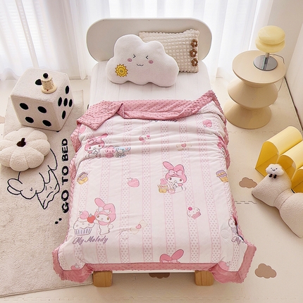 91家纺网 家纺一手货源 找家纺 （总）花满路 2024新款有氨凉感丝卡通印花豆豆被儿童被夏被被子