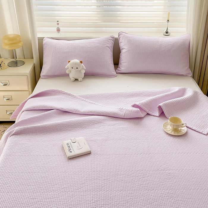 91家纺网 家纺一手货源 找家纺 羽爱家纺 2024新款双面纯色全棉水洗床盖 浅紫